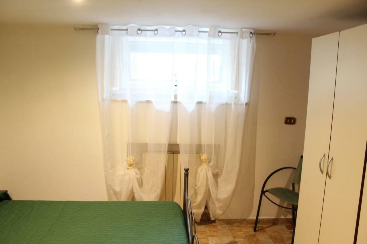 Tavernetta Jolie Apartment Пескара Екстериор снимка