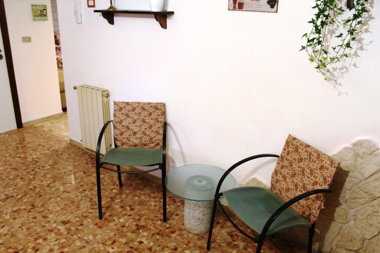 Tavernetta Jolie Apartment Пескара Екстериор снимка